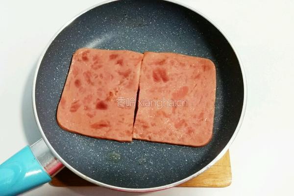 港式小食火腿西多士的做法图解1