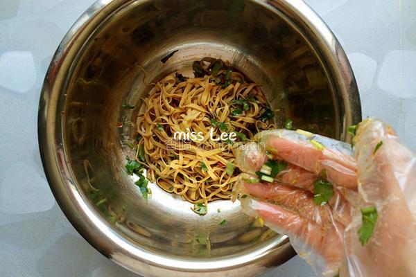 凉拌百叶丝的做法图解6