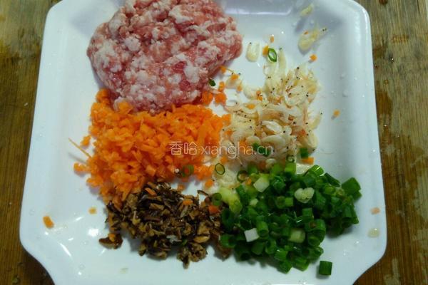 特色肉丸子的做法图解1