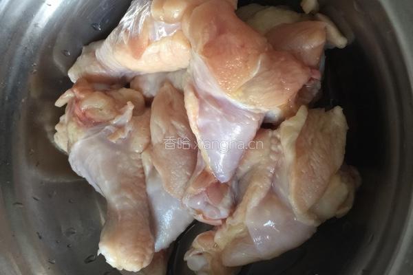 鸡腿炒土豆的做法图解1