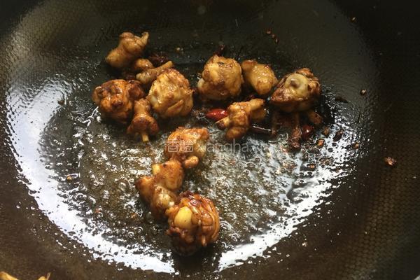 鸡腿炒土豆的做法图解5