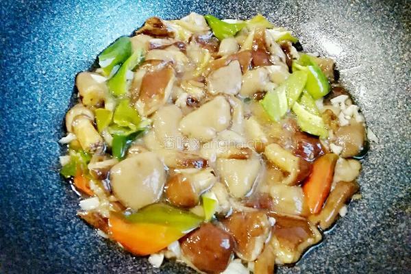 清炒松蘑的做法图解11