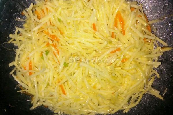 胡萝卜丝炒土豆丝的做法图解5