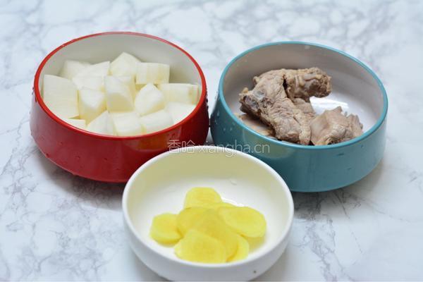 电饭煲排骨汤的做法图解1