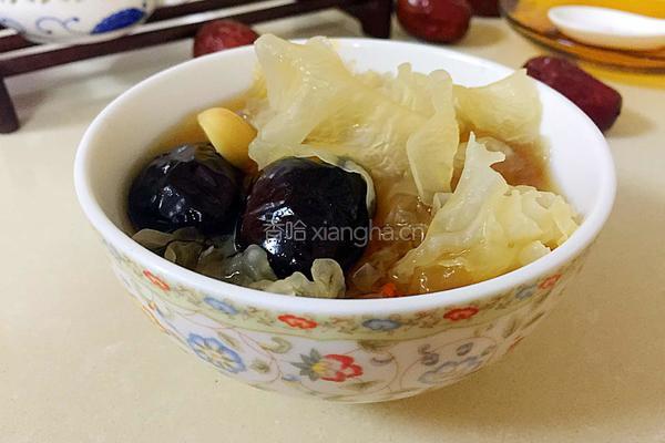 银耳红枣莲子羹的做法图解9