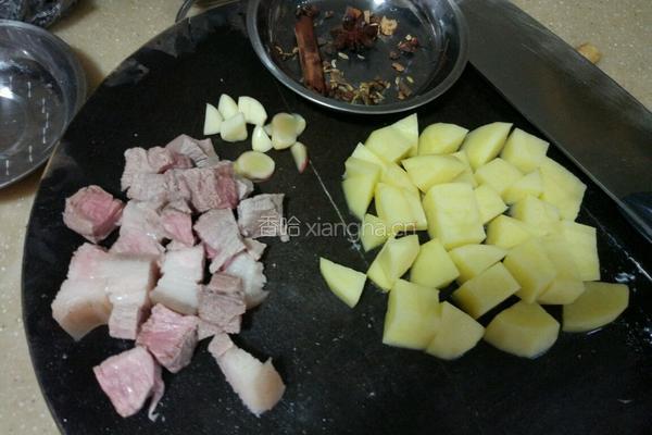 川味土豆红烧肉的做法图解4