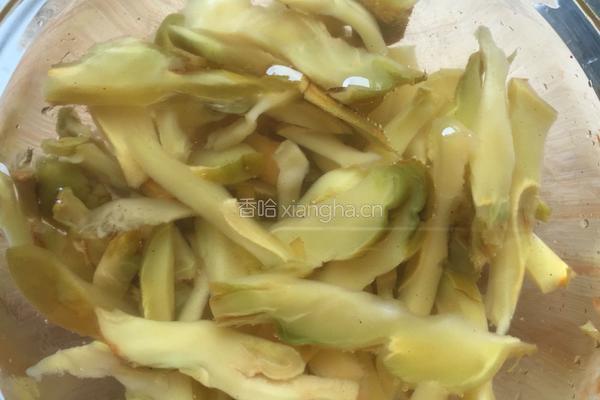 酥皮鲜肉榨菜月饼的做法图解4