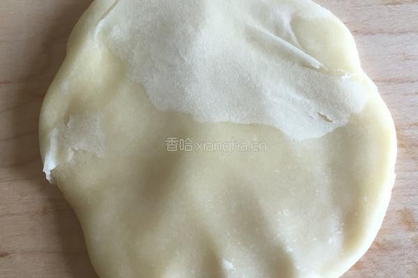 酥皮鲜肉榨菜月饼的做法图解12