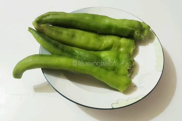尖椒盒的做法图解1