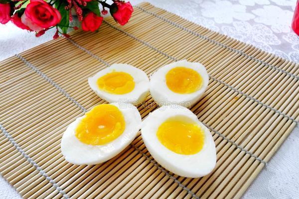 溏心蛋的做法图解4