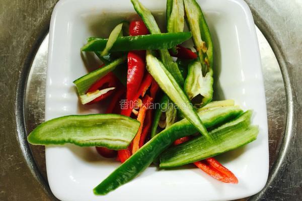 炖石斑鱼头豆腐汤的做法图解5