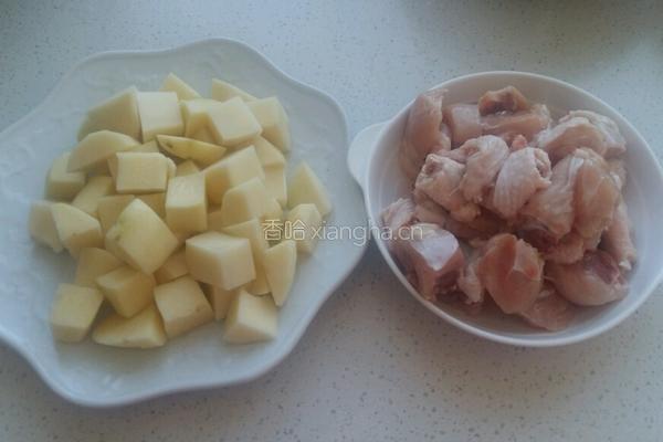 鸡腿炖土豆的做法图解2