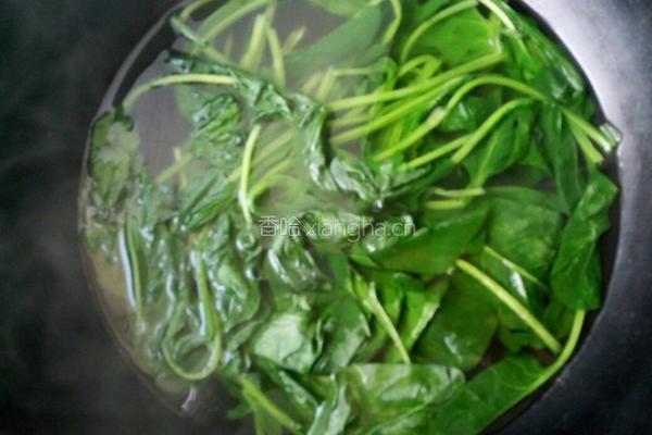 八宝菠菜的做法图解2