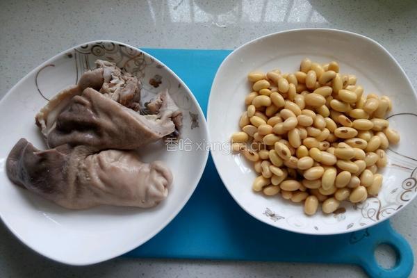 黄豆猪肚汤的做法图解2