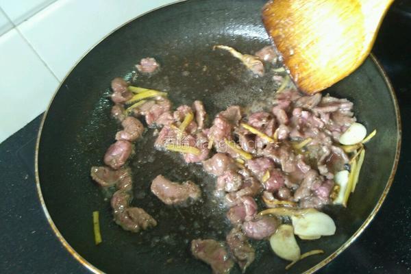 萝卜炒牛肉的做法图解6
