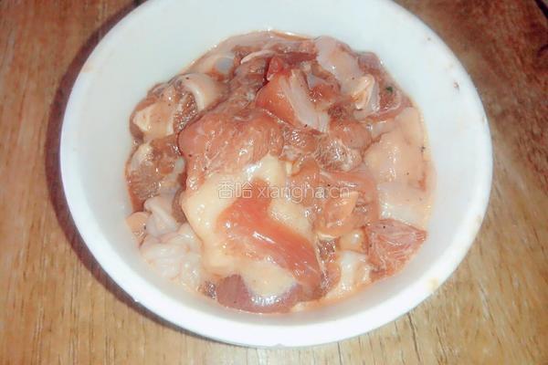 鸡肉炒藕丁的做法图解1