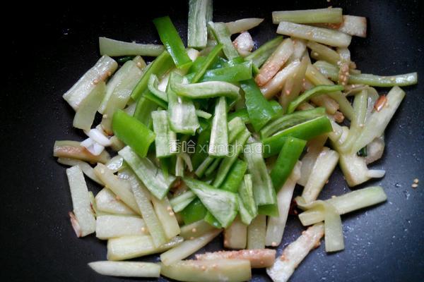 尖椒炒茄丝的做法图解6