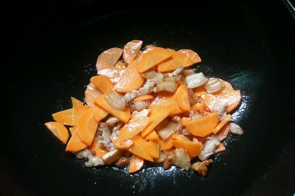 胡萝卜土豆烧肉的做法图解6