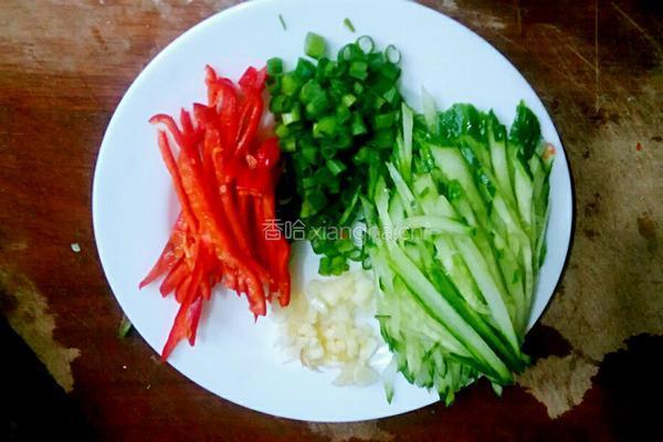 鸡丝凉面的做法图解5