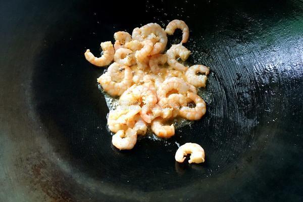 青豆虾仁的做法图解6