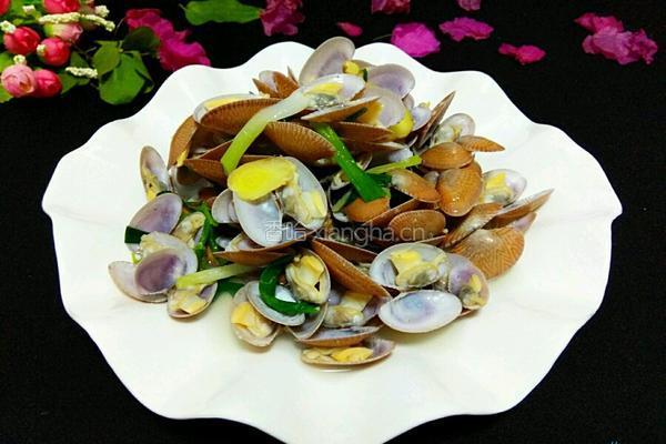 水煮蚬子的做法图解10