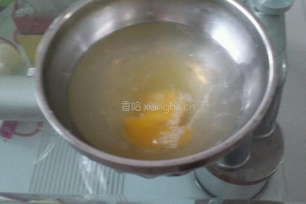 宝宝辅食之蛋花的做法图解2