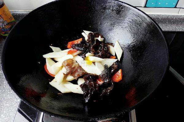 山药炒黑木耳的做法图解8