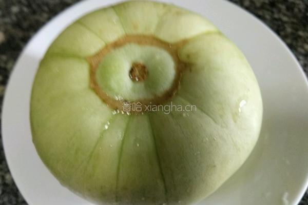 香瓜炒虾球的做法图解2