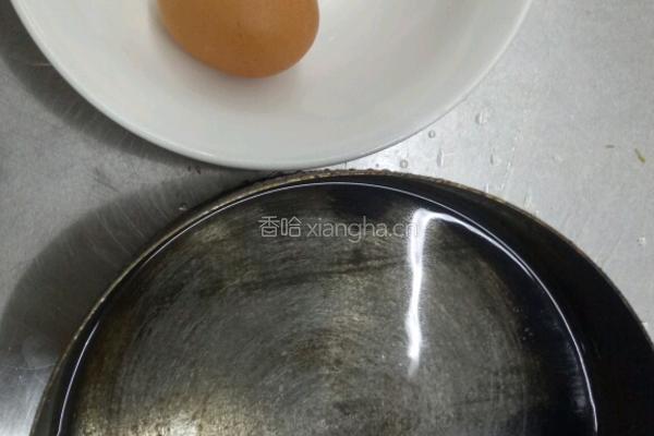 煮荷包蛋的做法图解1