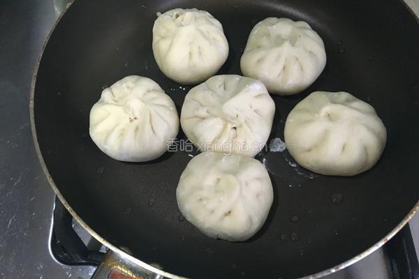 韭菜猪肉水煎包的做法图解11