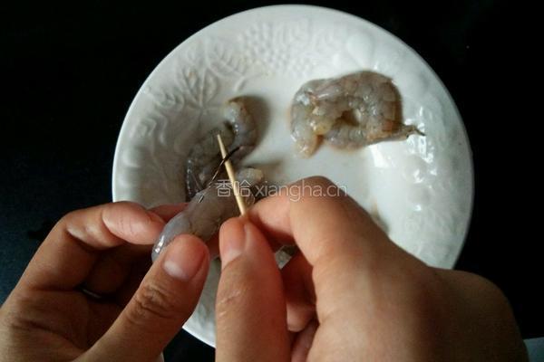 豆腐虾仁的做法图解2