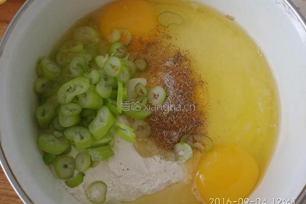爱心圣女果煎饼的做法图解4