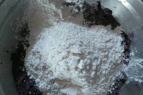 紫薯饼的做法图解3