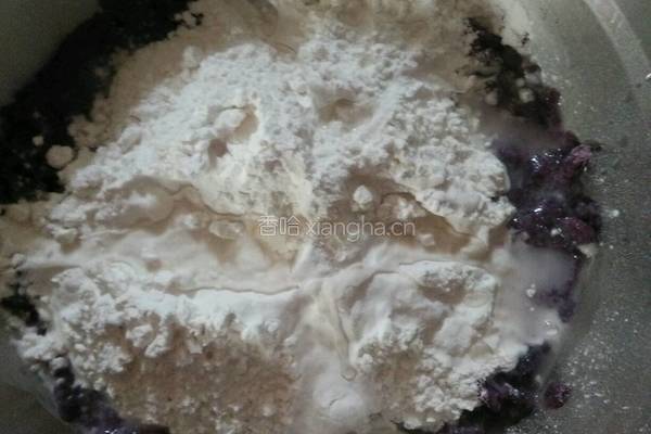 蜂蜜牛奶紫薯球的做法图解3