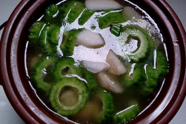 山药苦瓜排骨汤的做法图解5