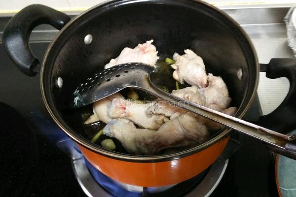 鸡肉炖粉条的做法图解7