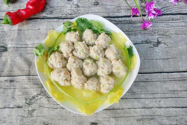 生汆丸子