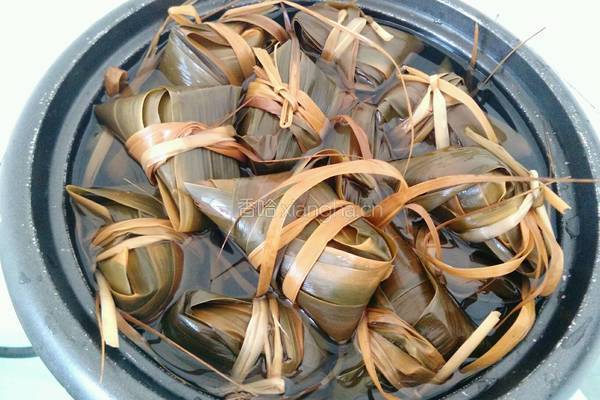 传统红豆沙粽子的做法图解11