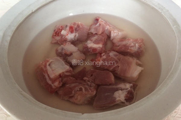 南瓜蒸排骨的做法图解4