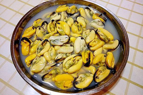 海虹鸡蛋汤的做法图解3