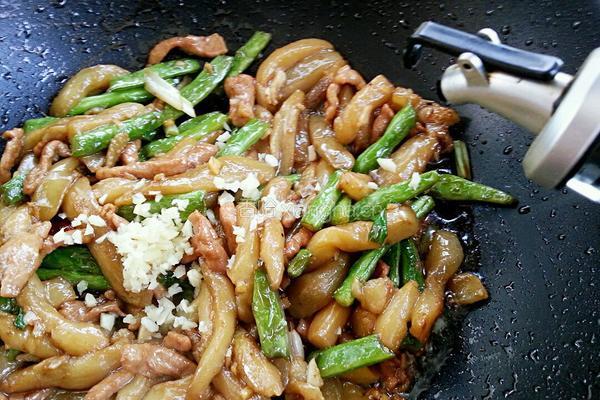 豆角烧茄子的做法图解17