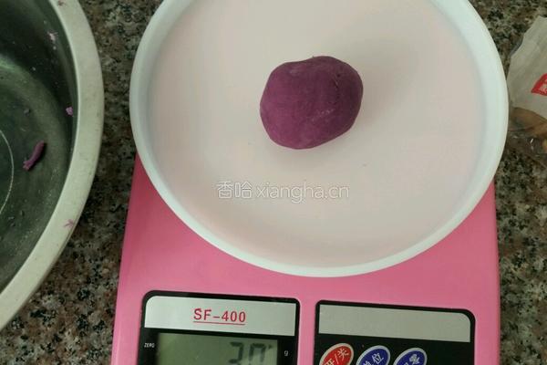 紫薯莲蓉月饼的做法图解5