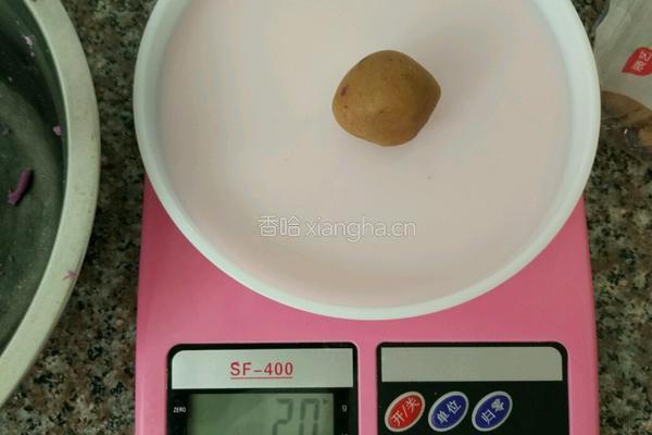 紫薯莲蓉月饼的做法图解6