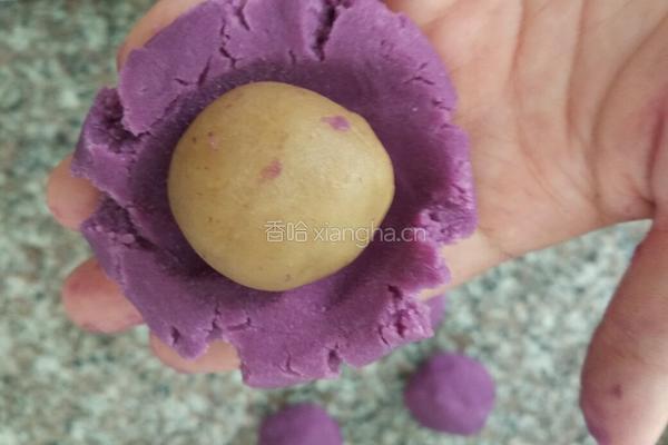 紫薯莲蓉月饼的做法图解7