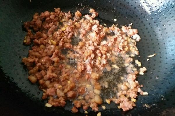 肉末炒毛豆的做法图解4