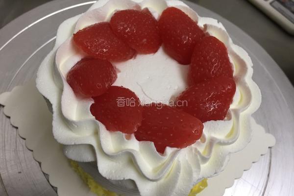 草莓鲜奶油蛋糕的做法图解5