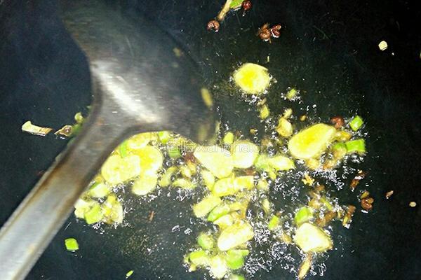 家常素炒猫耳朵的做法图解5