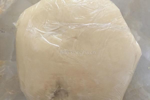 肉松豆沙蛋黄酥的做法图解3