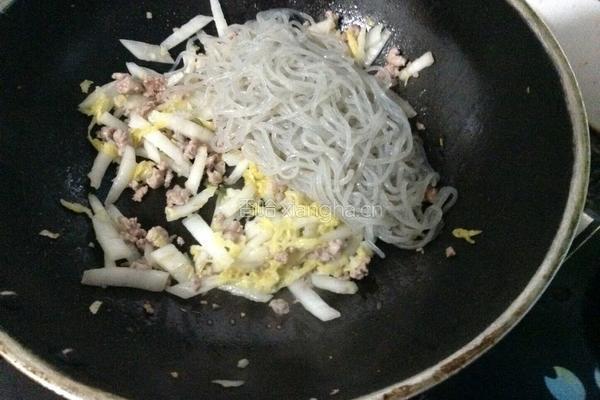 白菜粉丝的做法图解7