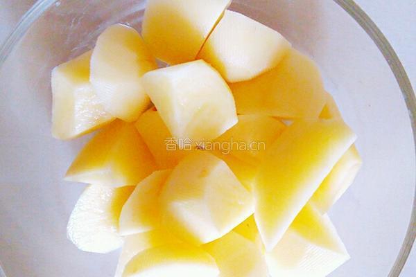 土豆炖豆角的做法图解2